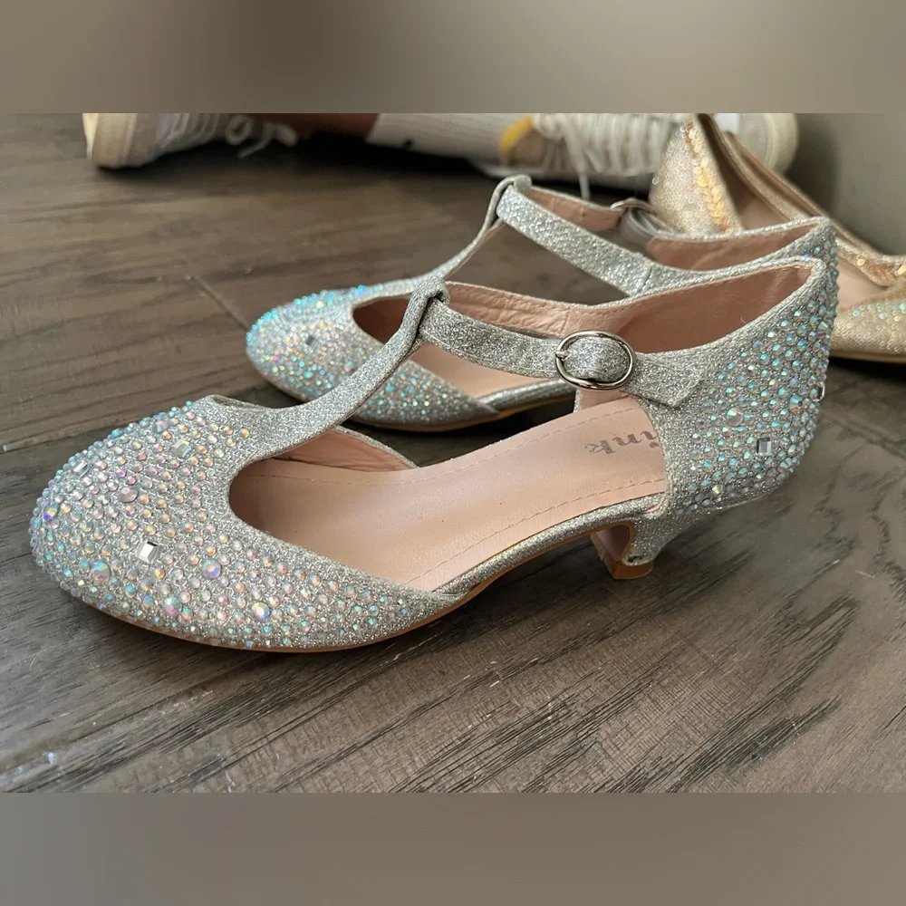 Iridescent Rhinestone T-Strap Dress Shoes - Silver
